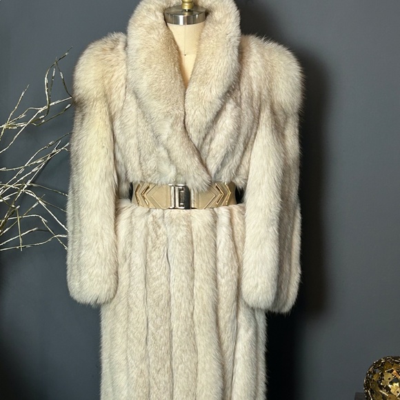 SAGA BLUE FOX FUR COAT FULL LENGTH US SIZE LARGE - Picture 5 of 7